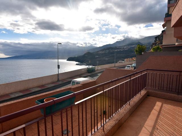 Piso en venta en Rosario El, Radazul. Exclusiva vivienda con gran terraza y vistas al Océano Atlántico en Radazul. Pisos Rosario.