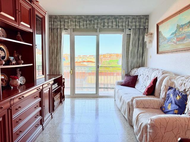 Piso en Venta en Roses Castellbell