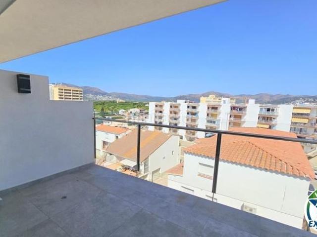 Piso en venta en Roses, Santa Margarida Costa Brava. Apartamento de Obra Nueva en Venta. Pisos.
