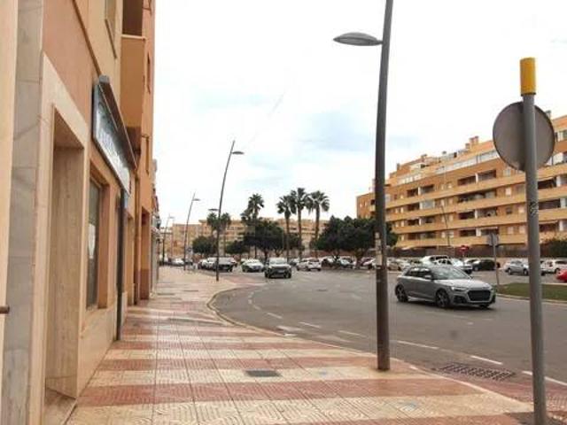 Piso en Venta en Roquetas de Mar