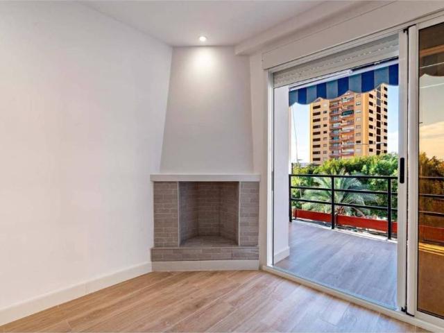 Piso en Venta en Roquetas de Mar