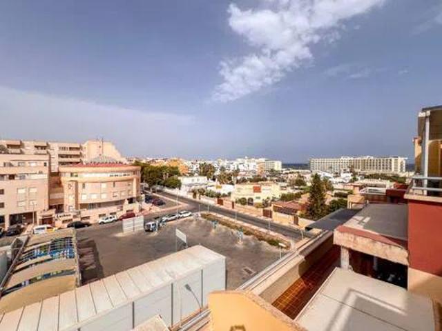 Piso en Venta en Roquetas de Mar