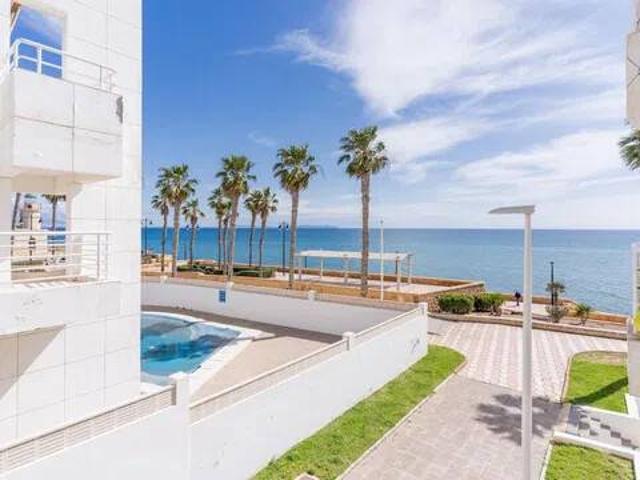 Piso en Venta en Roquetas de Mar