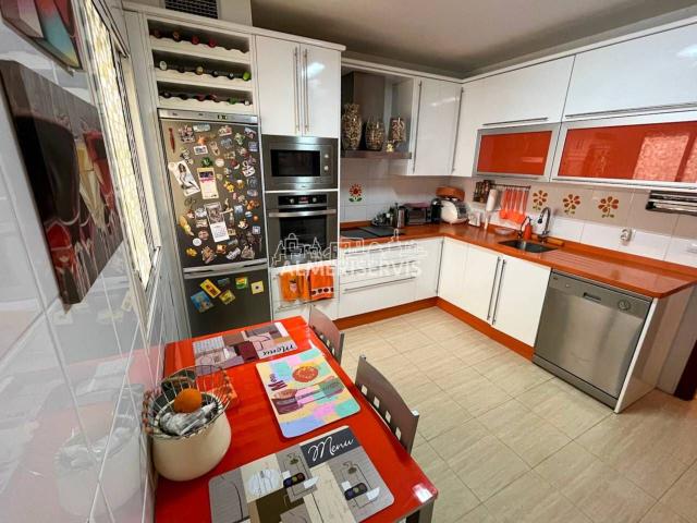 Piso en venta en Roquetas de Mar, Aguadulce Norte. Piso en Aguadulce con terraza, garaje y zonas comunes en excelente ubicación. Pisos Roquetas de.