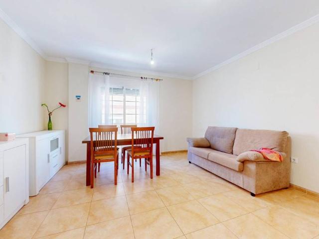 Piso en Venta en Roquetas Pueblo