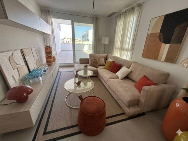 Piso en Venta en Roquetas Pueblo