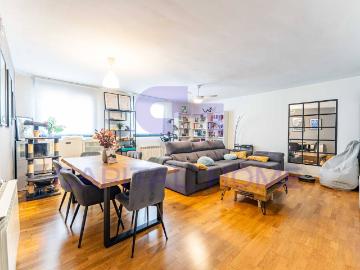 Piso en Venta en Sur PAU 4