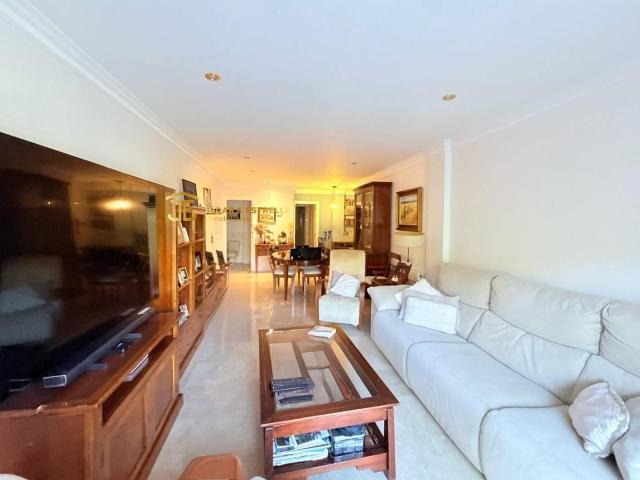 Piso en Venta en Sutullena