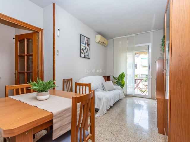 Piso en venta en Sabadell, Ca n'Oriac. ACOGEDOR PISO DE 3 HABITACIONES CON BALCÓN, LISTO PARA ENTRAR A VIVIR EN AV. MATADEPERA. Pisos.