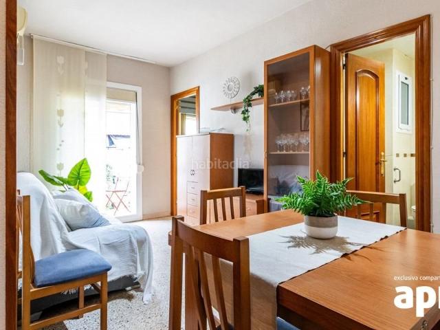 Piso en venta en Sabadell, Ca n'Oriac. ACOGEDOR PISO DE 3 HABITACIONES CON BALCÓN, LISTO PARA ENTRAR A VIVIR EN AV. MATADEPERA. Pisos.