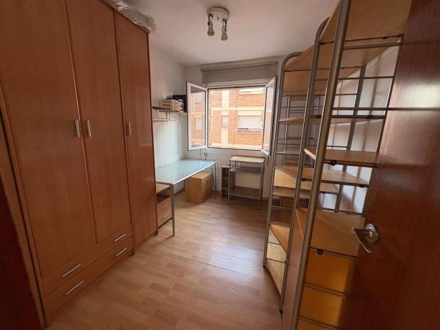 Piso en venta en Sabadell, Ca n'Oriac. Junto a Ronda Collsalarca. Pisos.