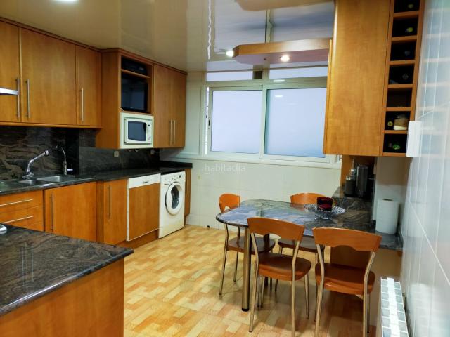 Piso en venta en Sabadell, Campoamor. Piso exterior y Balcón. Pisos.