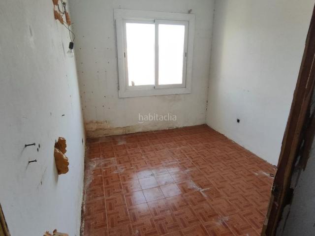 Piso en venta en Sabadell, Can Rull. PISO EN CSAN ISIDOR SABADELL. Pisos.