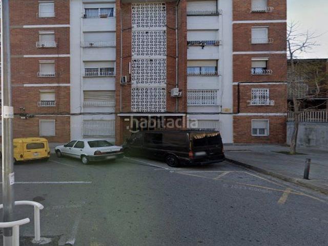 Piso en venta en Sabadell, Can Rull. Piso en venta en plaza Romulo. Pisos.