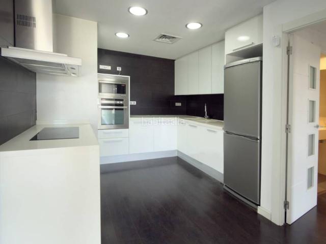 Piso en venta en Sabadell, Centre. vivienda 2 dormitorios en el Centro. Pisos.