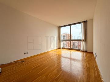 Piso en venta en Sabadell, Centre. Pis en venda al centre de Sabadell amb pàrquing i traster. Pisos.