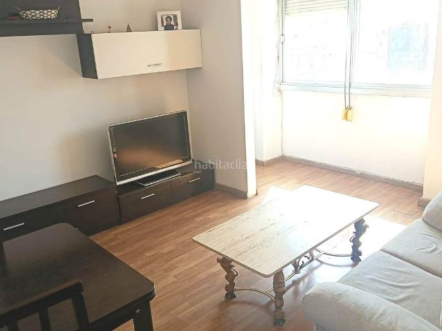 Piso en venta en Sabadell, Concòrdia. PISO CÉNTRICO DE 3 HAB Y DOS BAÑOS. Pisos.