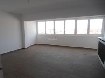 Piso en venta en Sabadell, Creu Alta. AMPLIO PISO CON MAGNÍFICAS VISTAS EN LA CREU ALTA!. Pisos.