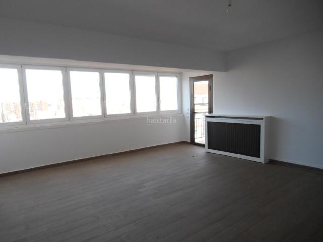 Piso en venta en Sabadell, Creu Alta. AMPLIO PISO CON MAGNÍFICAS VISTAS EN LA CREU ALTA!. Pisos.