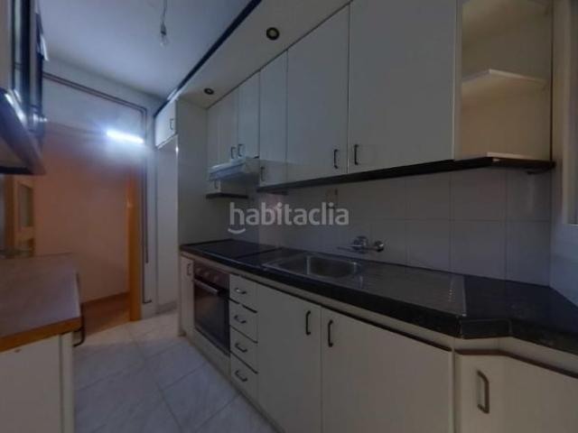 Piso en venta en Sabadell, Creu Alta. Piso en venta en calle Picañol de. Pisos.