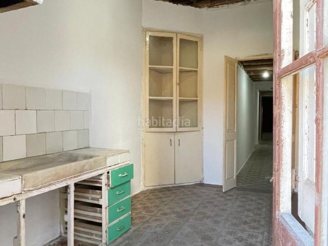 Piso en venta en Sabadell, Creu Alta. Piso para reformar. Pisos.