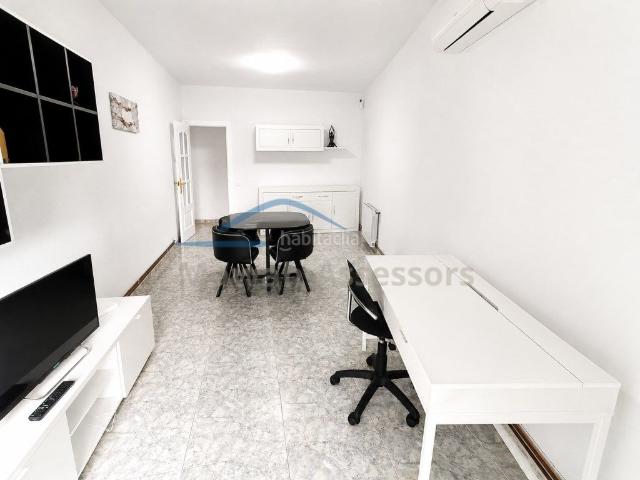 Piso en venta en Sabadell, Creu Alta. Piso 3 habitaciones Venta Sabadell. Pisos.