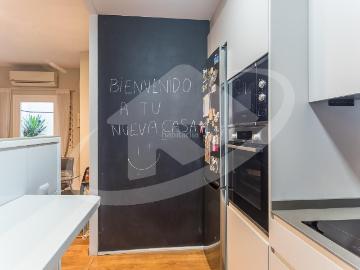 Piso en venta en Sabadell, Creu Alta. PISO EN CREU ALTA CON PATIO Y TRASTERO. Pisos.
