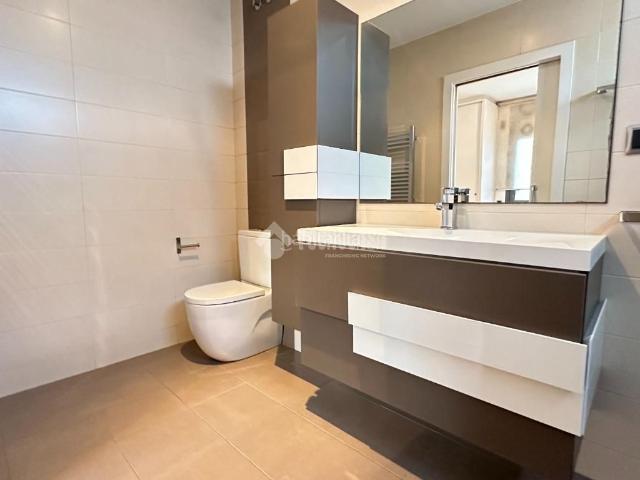 Piso en venta en Sabadell, Creu de Barberà. Piso en venta en Sabadell. Pisos.