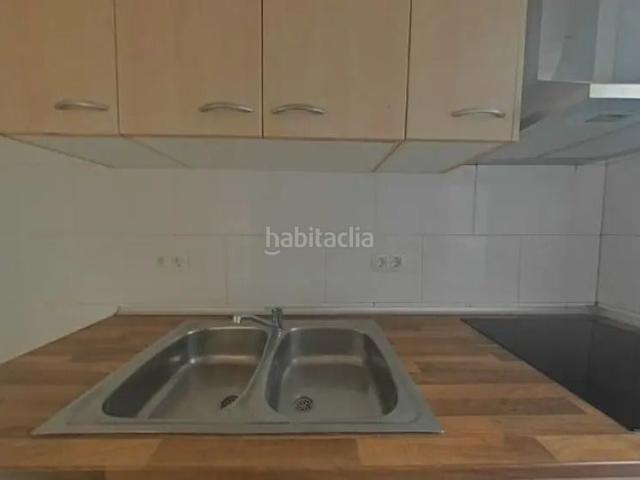 Piso en venta en Sabadell, Creu de Barberà. Sabadell, Barcelona. EN RENTABILIDAD se vende alquilado, no se puede visitar ni hipotecar. Pisos.