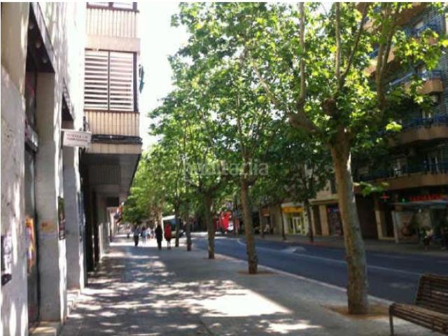 Piso en venta en Sabadell, Eixample. Pisos.