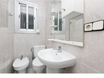 Piso en venta en Sabadell, Els Merinals. CAN RULL. Pisos.