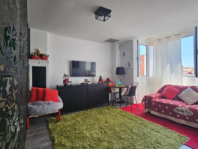 Piso en venta en Sabadell, Els Merinals. Luz, confort y estilo en un hogar pensado para disfrutar desde el primer día. Pisos.