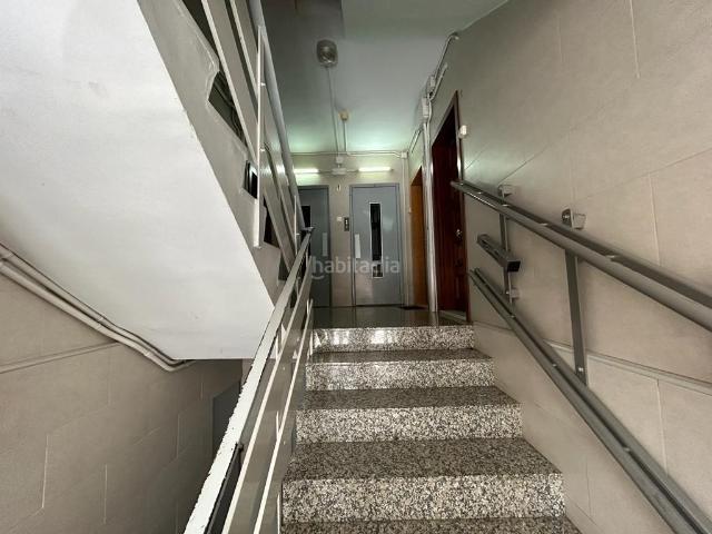 Piso en venta en Sabadell, Espronceda. Oportunidad para inversores!. Pisos.