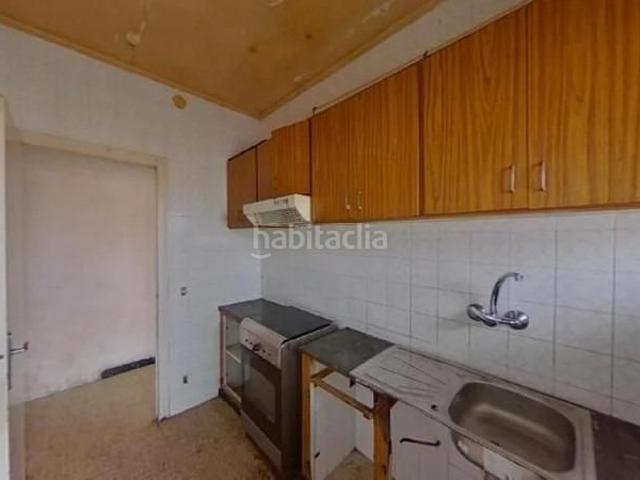 Piso en venta en Sabadell, Espronceda. OPORTUNIDAD PARA REFORMAR A SU GUSTO. Pisos.