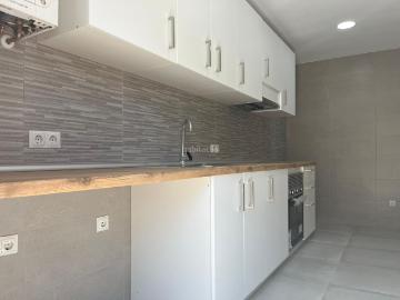 Piso en venta en Sabadell, Les Termes. planta baja Reformada a estrenar, con gran terraza y pk!. Pisos.