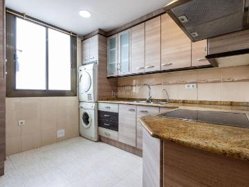 Piso en venta en Sabadell, Les Termes. Tu primera vivienda perfecta para entrar a vivir y pagando menos que un alquiler. Pisos.