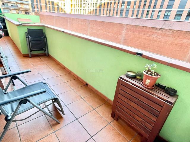 Piso en venta en Sabadell, Sol i Padrís Sant Oleguer. Amplio y Moderno Piso Reformado en el Corazón de Sabadell por 305,000. Pisos.