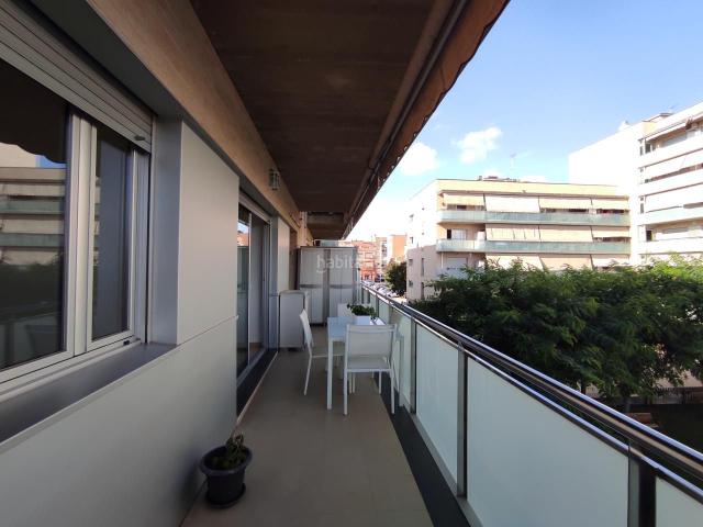 Piso en venta en Sabadell, Torre romeu. Fantástico piso con piscina y parking en agradable zona de Sabadell. Pisos.