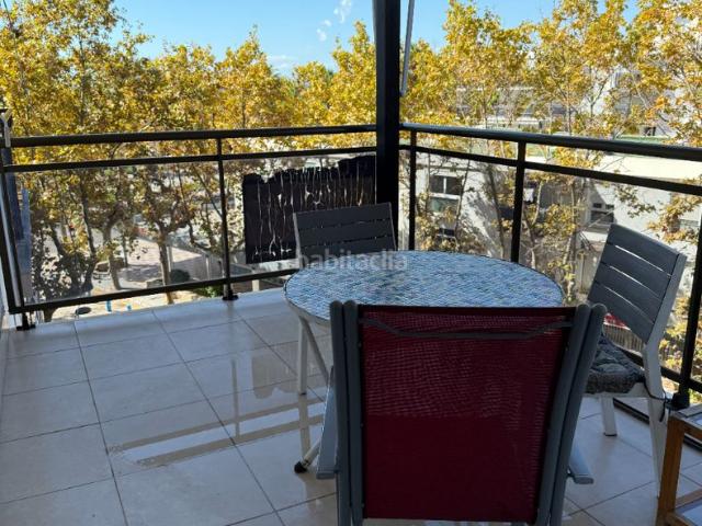 Piso en venta en Salou, Platja de Llevant Costa Dorada. Piso vistas mar,4habitaciones,2baños,amueblado,enfrente de la playa. Pisos.