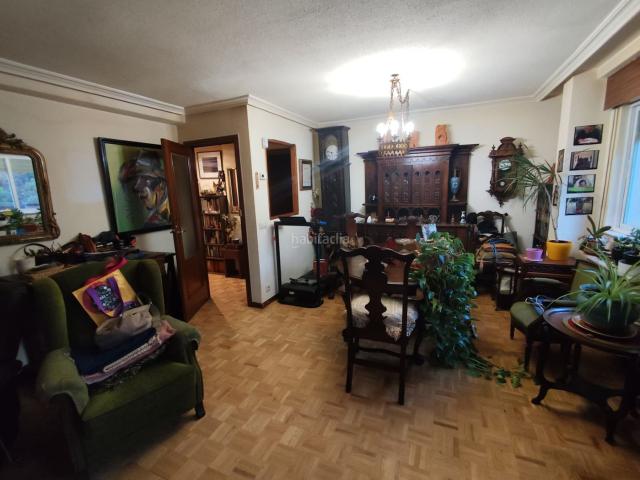 Piso en venta en Salamanca, Teso de la Feria Arrabal. Vivienda con un gran potencial gracias a su amplitud con garaje. Pisos.