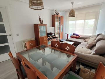 Piso en venta en Salamanca, Barrio Blanco. PISO EN VENTA EN EL TESO DE LOS CAÑONES, IMPECABLE. Pisos.