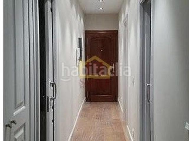 Piso en venta en Salamanca, Centro. Piso en plena plaza mayor de salamanca a estrenar de lujo con muebles nuevos con 70m2 útiles. Pisos.