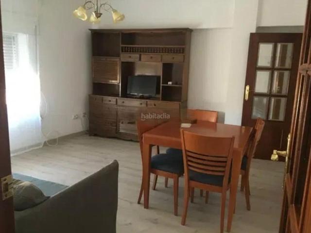 Piso en venta en Salamanca, Garrido Sur. Hapax Real Estate pone a la venta este luminoso piso en la zona de GarridoLabradores, ubicado en la 8ª planta. Con una superficie. Pisos.