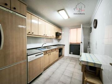 Piso en venta en Glorieta de los Repobladores - Jardín