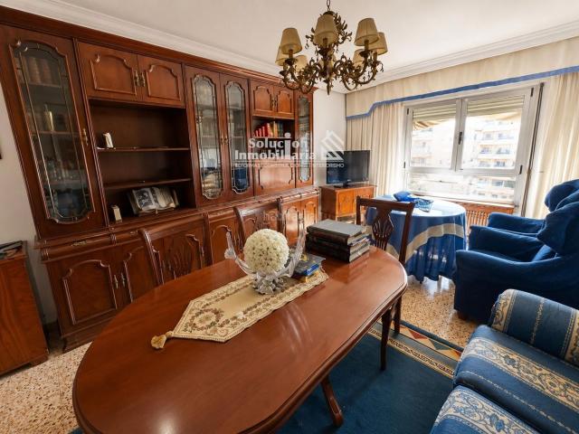 Piso en venta en Salamanca, Rollo Puente Ladrillo. AMPLIO PISO JUNTO AL PARQUE PICASSO. Pisos.