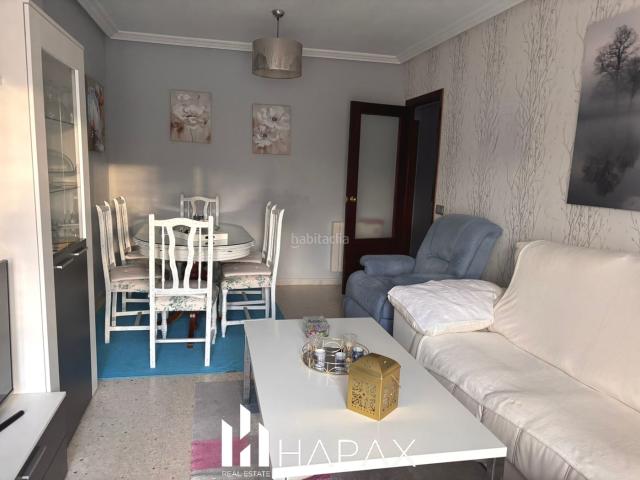 Piso en venta en Salamanca, Rollo Puente Ladrillo. ? Luminosidad, amplitud y garaje incluido Tu nuevo hogar te espera en la calle Fuenteguinaldo. Pisos.