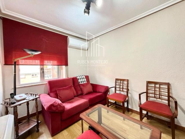 Piso en venta en Salamanca, San Bernardo. Ideal para inversores. Pisos.