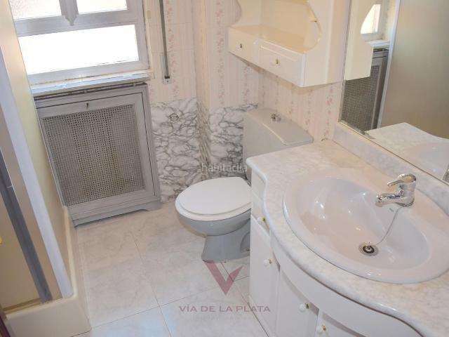 Piso en venta en Salamanca, San Vicente Las Úrsulas. Piso en venta con garaje y trastero junto a Crespo Rascón Vía de la Plata Inmobiliaria. Pisos.