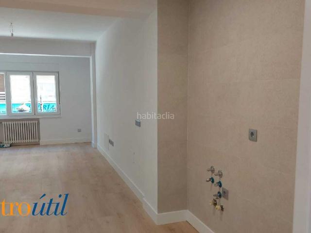 Piso en venta en Salamanca, Sancti Spiritus San Juan. TIENES EL PRIVILEGIO DE ENTRAR A VIVIR EN LA VIVIENDA TOTALMENTE REFORMADA, EN LA CALLE TORO. Pisos.