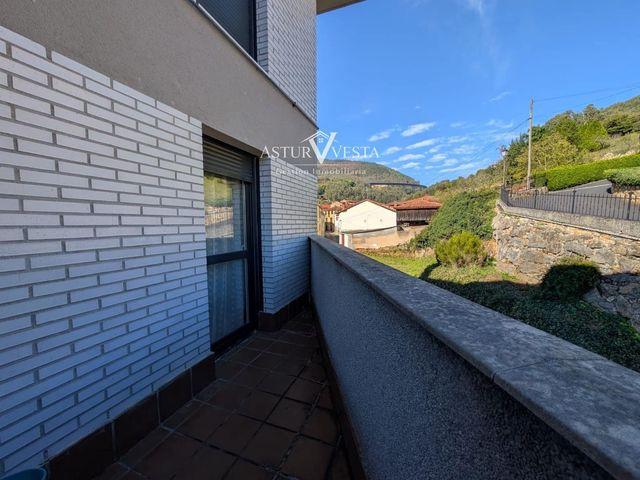 Piso en venta en Salas, Asturias